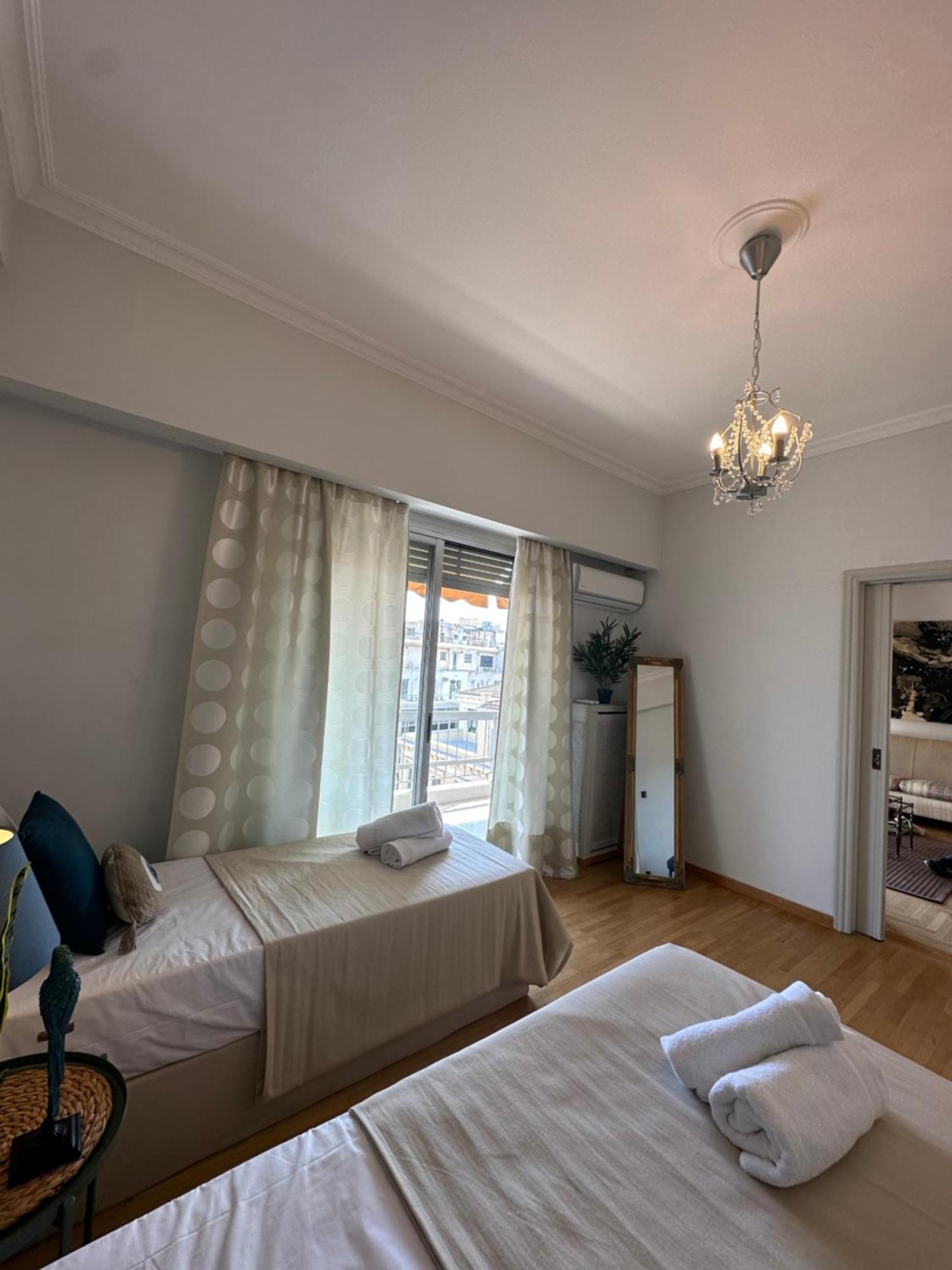 2 Bd Apt In Syntagma With Acropolis View เอเธนส์ ภายนอก รูปภาพ