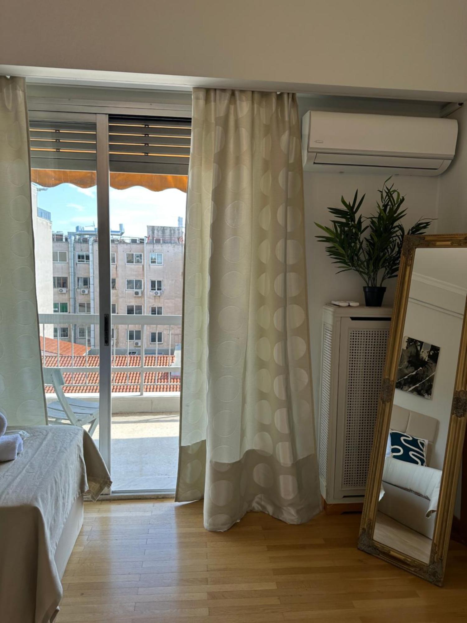 2 Bd Apt In Syntagma With Acropolis View เอเธนส์ ภายนอก รูปภาพ