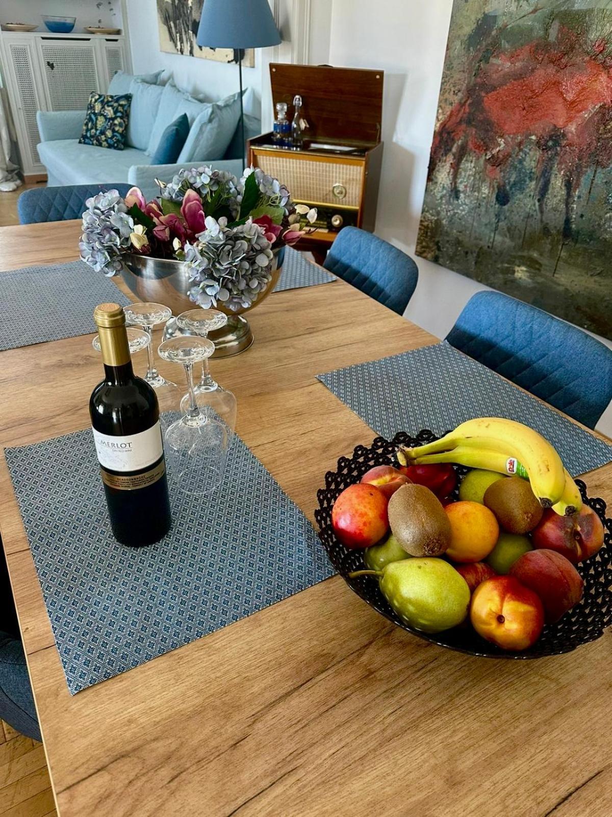 2 Bd Apt In Syntagma With Acropolis View เอเธนส์ ภายนอก รูปภาพ